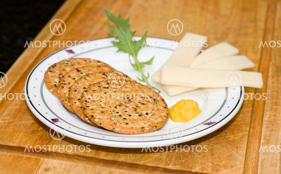 Healthy Crackers and Cheese Snack