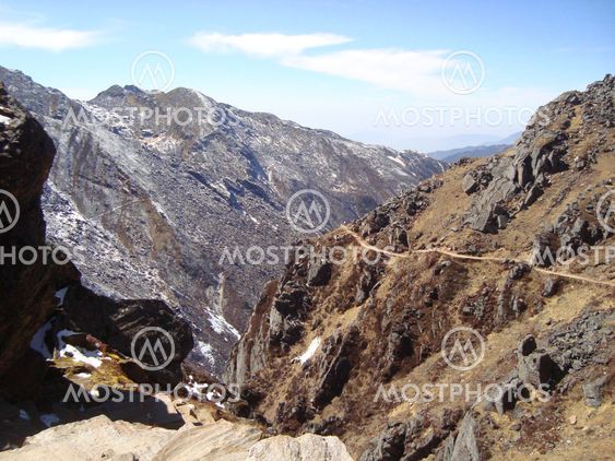 on the way to gosaekhunda at height abv 4000 meters,nepal