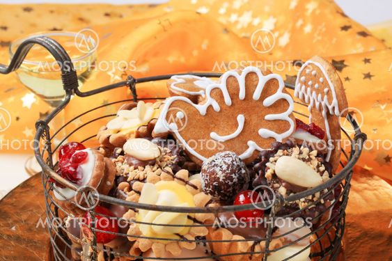 Assorted cookies