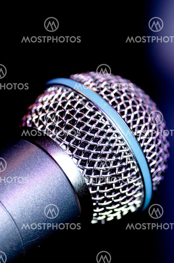 Microphone