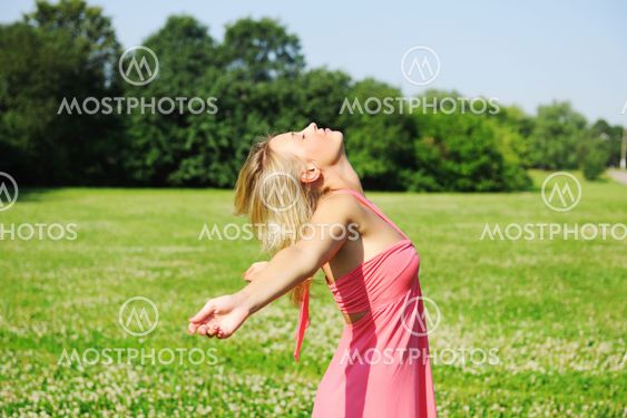 Carefree tjej
