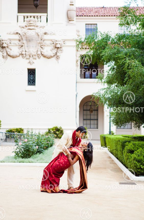 Gorgeous Indian bride and groom