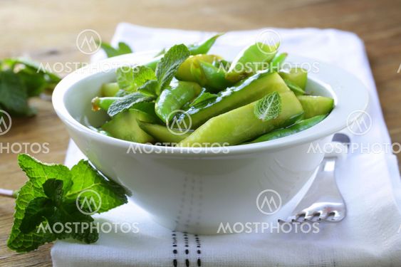 salad with cucumbers and green beans
