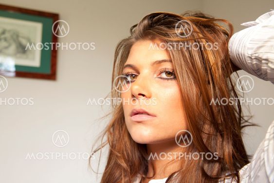 natural portrait of a teenage in withe shirt