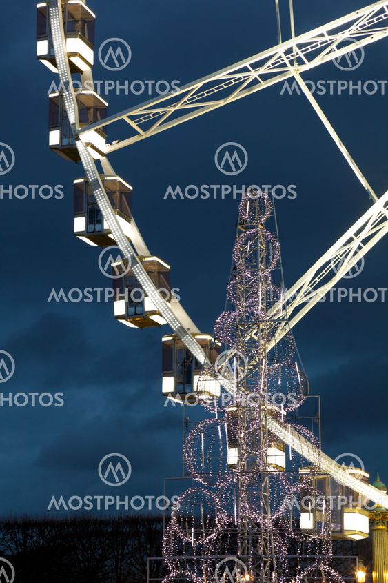 Grand wheel, Paris, France