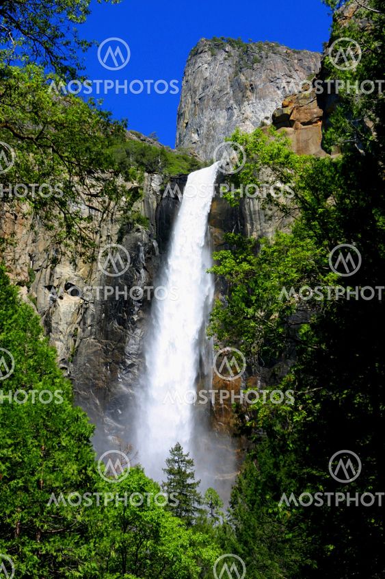 Bridalveil Falls