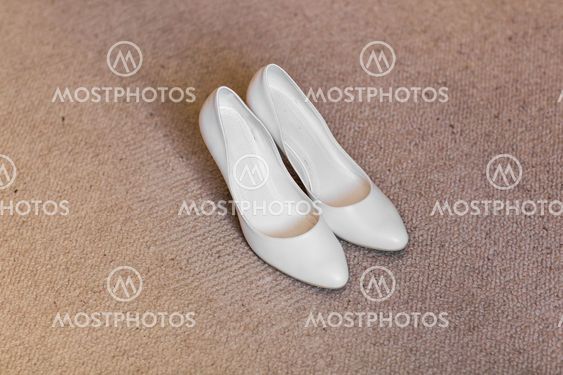 Elegant white shoes