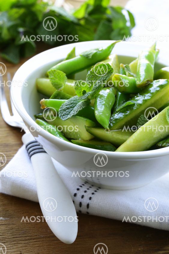 salad with cucumbers and green beans