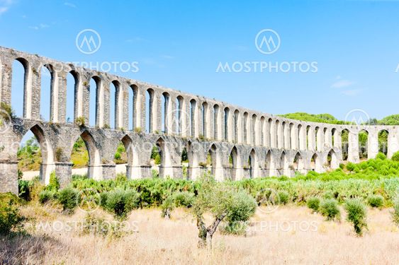 Pegoes Aqueduct, Estremadura, Portugal