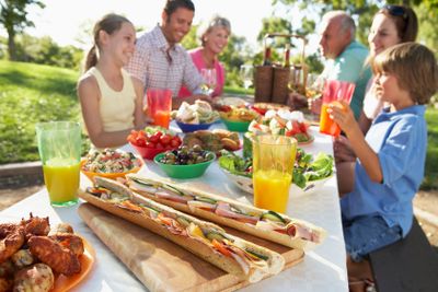 Family Dining Al Fresco