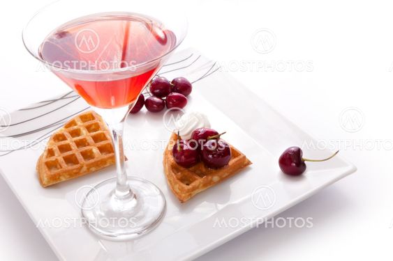 Cherries Tart Slices with Juice