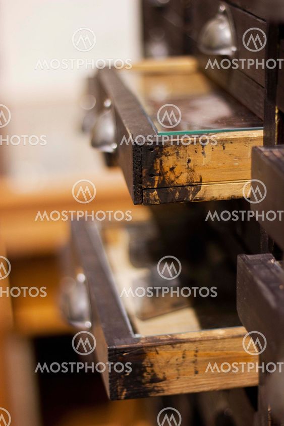 Old chest of drawers
