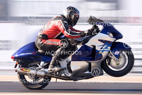 Motorcykel acceleration