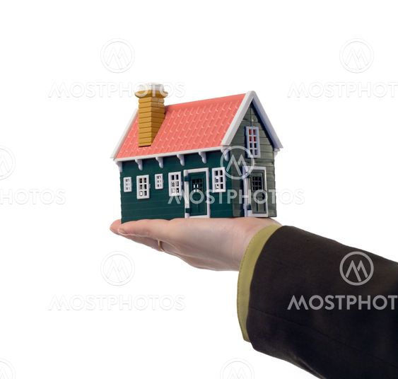 Real estate - käsi house