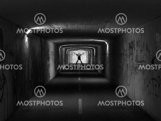Tunnel, Black and white