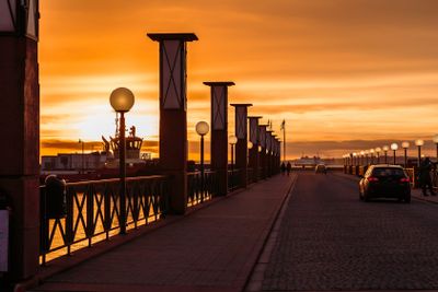 En vacker solnedgång en afton i december