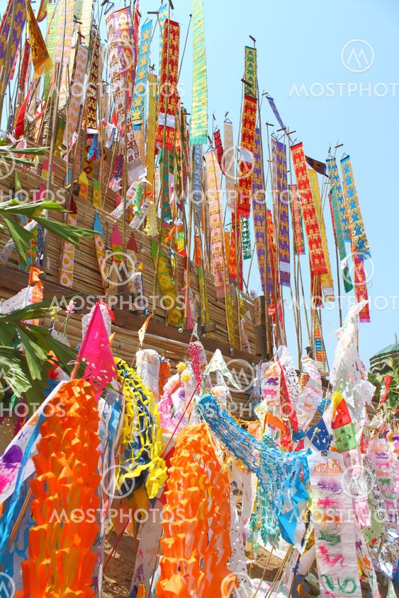 Color paper flag for Buddha worship