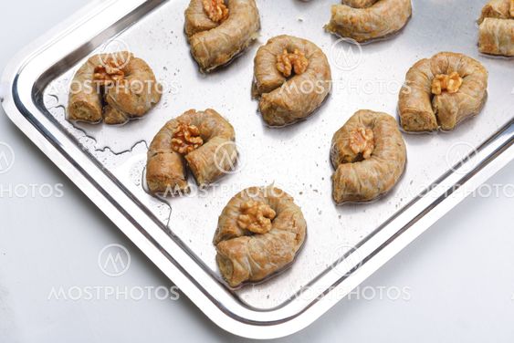 turkish baklava dessert