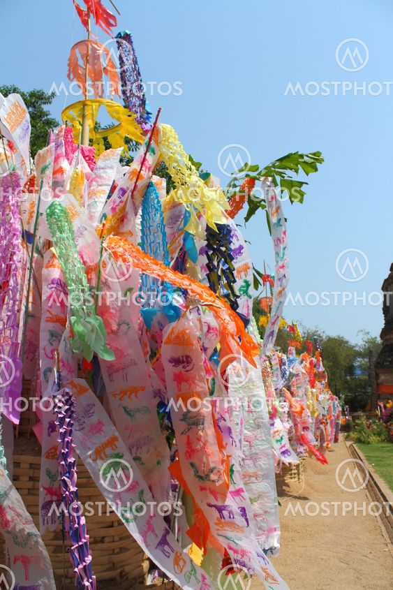 Color paper flag for Buddha worship