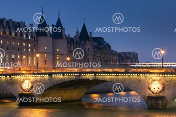 Pont au change, Paris, France