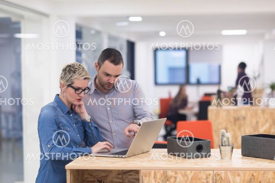 startup business team on meeting at modern office