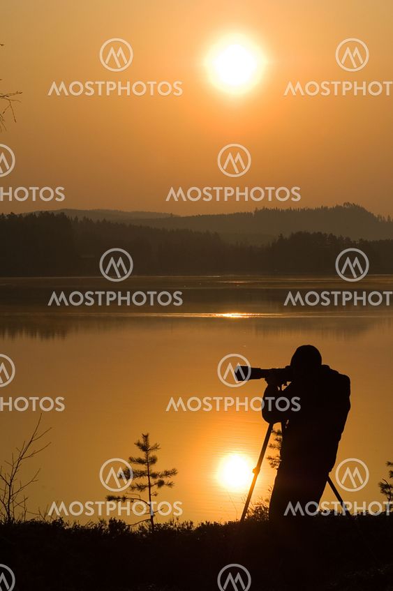 Photographing sunrise