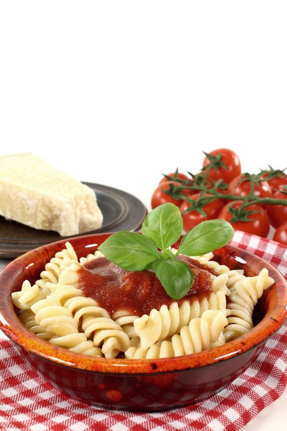 Spirelli med tomatsås