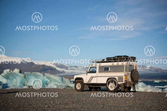 Landrover Defender at the Iceland Glacier