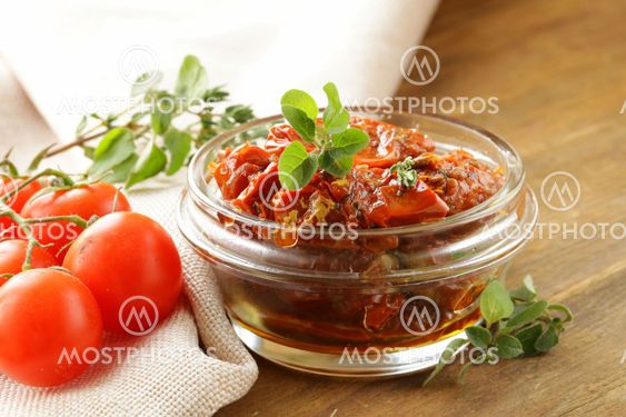 sun-dried tomatoes with herbs