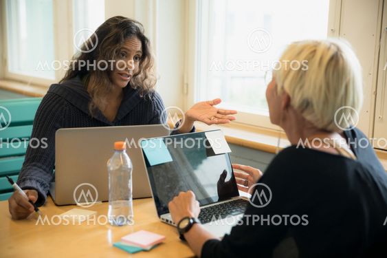 Föreläsare på universitet