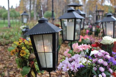 Ljus på kyrkogården