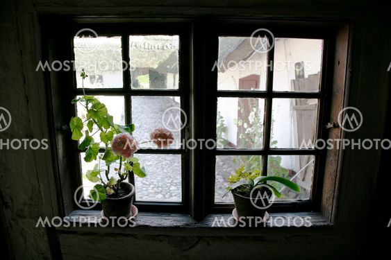 Retro window