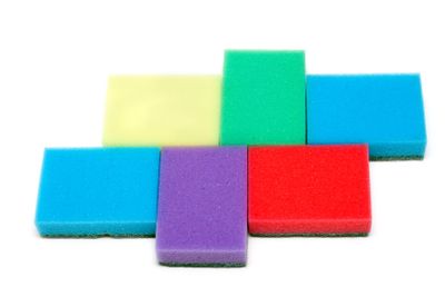 Colour sponges