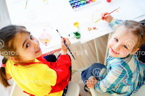 Art lesson in kindergarten