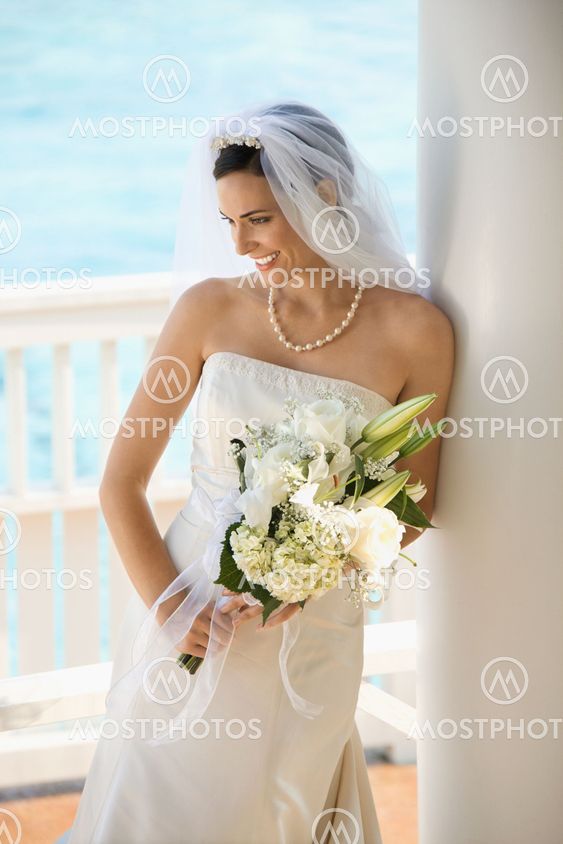 Portrait of bride.