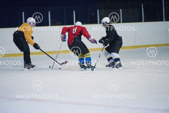 ice hockey sport players