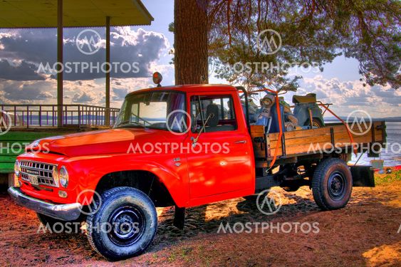 pickup on the beach HDR