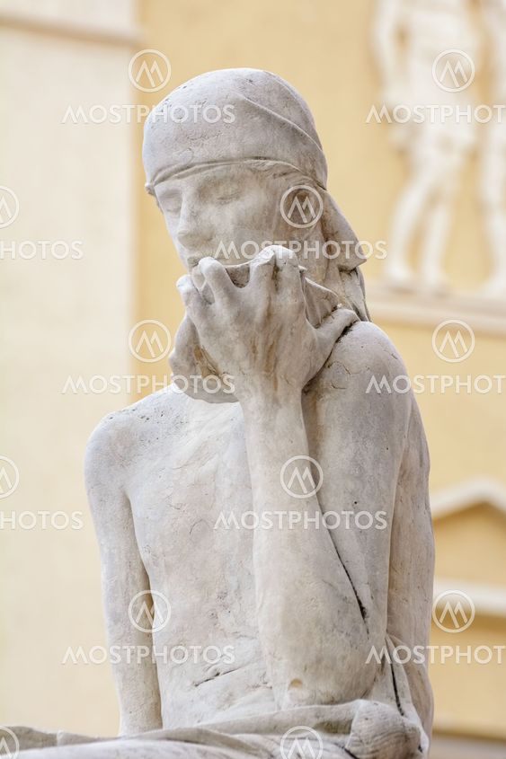 Statue