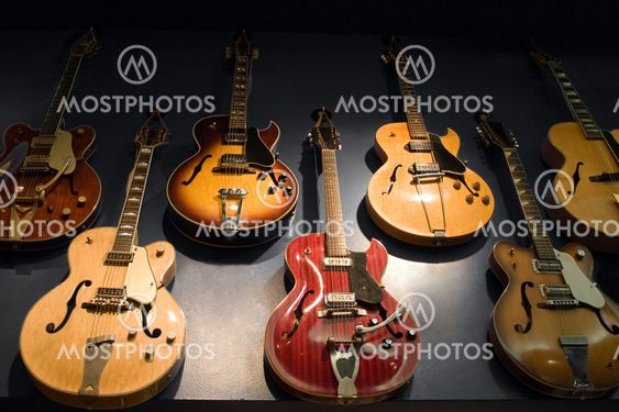Vintage Guitars