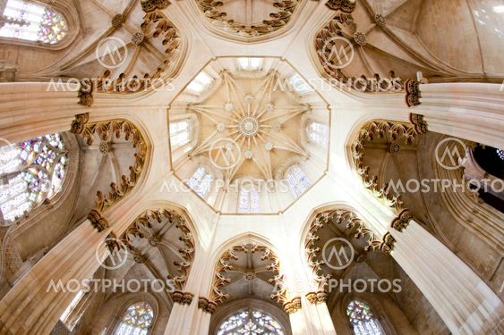 interior of Santa Maria da Vitoria Monastery, Batalha, Estremadu