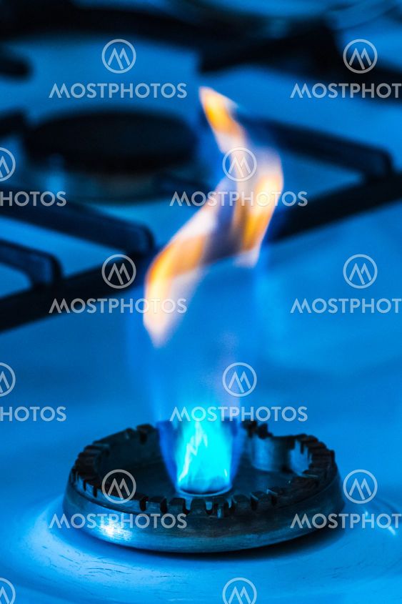 "Gas burner with flame from..." av Andrei Dakutska Mostphotos