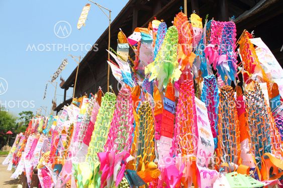Color paper flag for Buddha worship