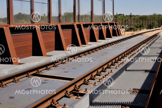 bridge built with steel corten
