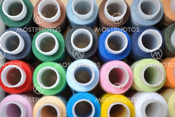 Multi-coloured threads for embroidery