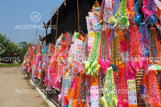 Color paper flag for Buddha worship
