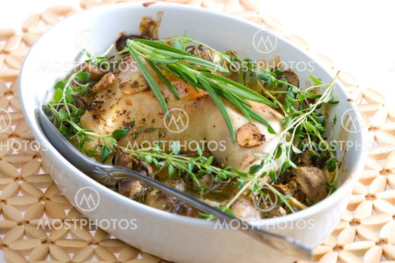 chicken with champignons and herbs
