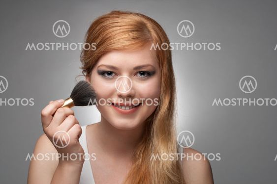 Girl does a make-up