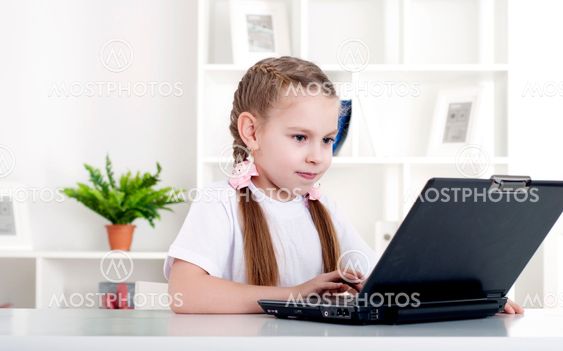 girl working on laptop