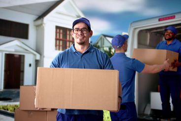 Professional Mover Relocating House with Team