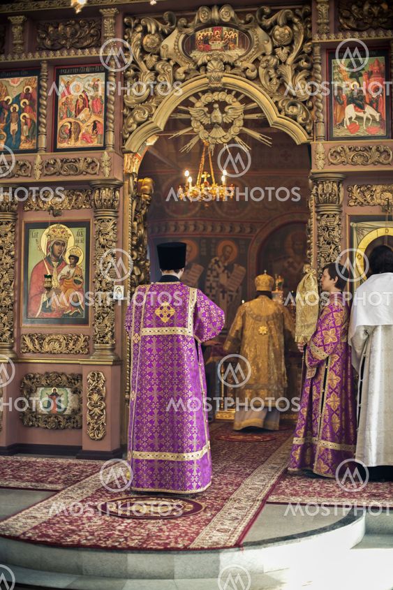 MOSCOW - MARCH 14: Orthodox liturgy with bishop Mercury in High Monastery of St Peter in Moscow on March 14, 2010 in Moscow